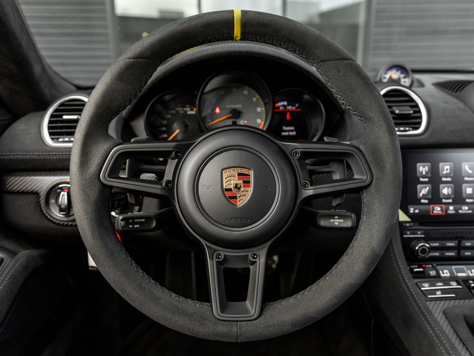 2024 Porsche 718 Cayman GT4 RS