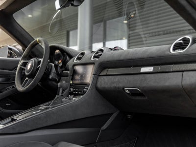 2024 Porsche 718 Cayman GT4 RS
