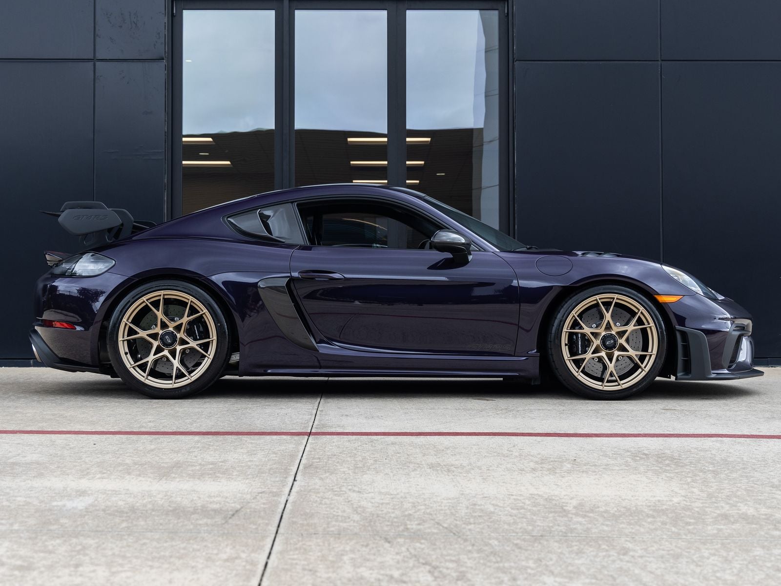 2025 Porsche 718 Cayman GT4 RS