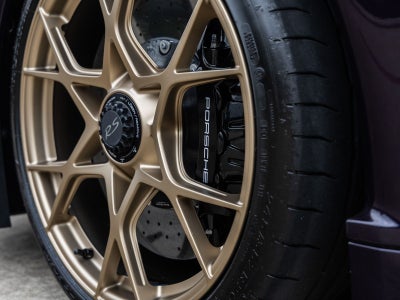 2025 Porsche 718 Cayman GT4 RS