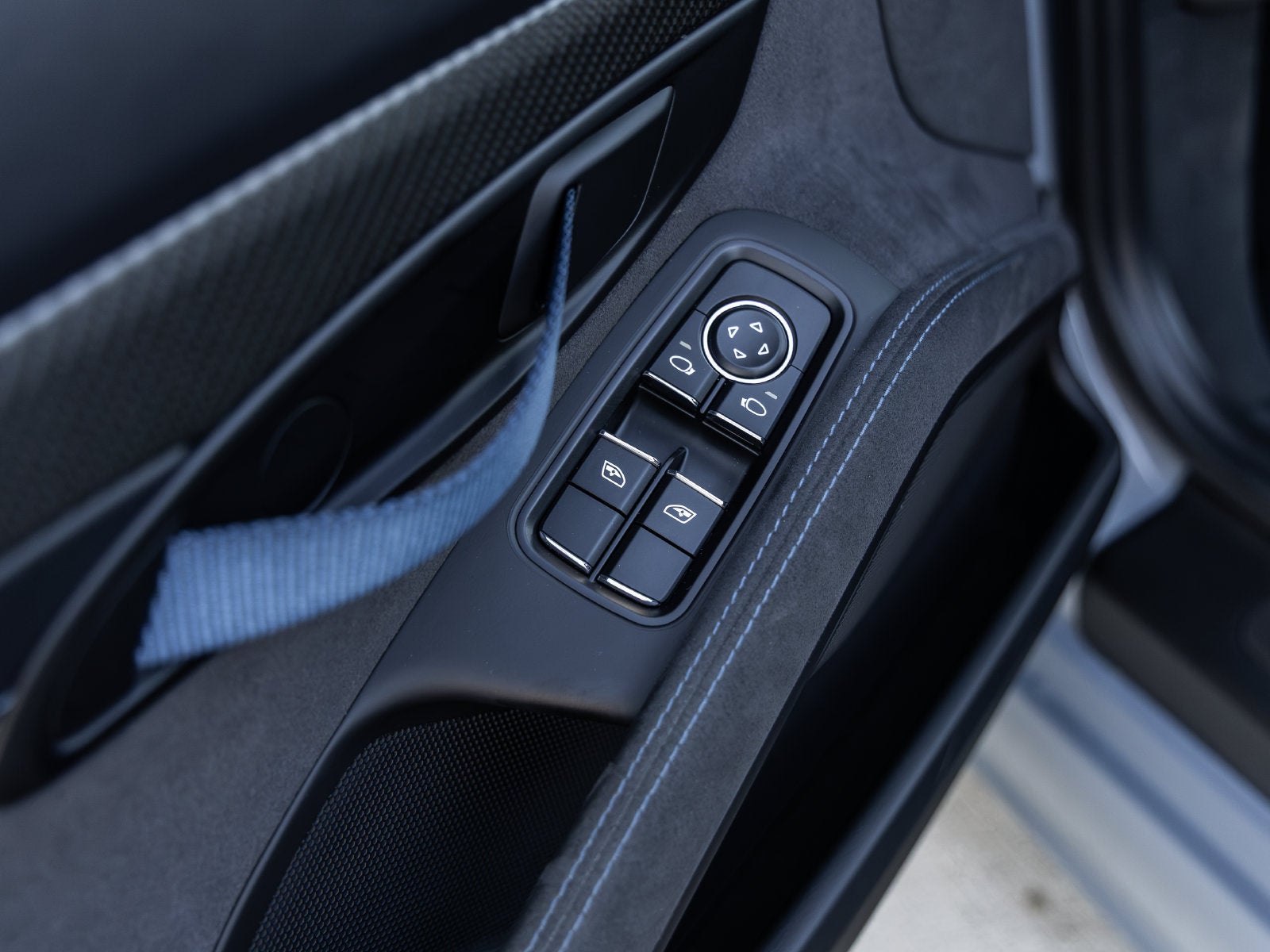 2023 Porsche 718 Cayman GT4 RS