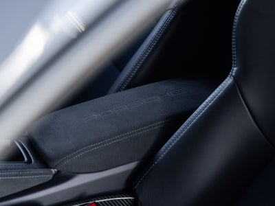 2023 Porsche 718 Cayman GT4 RS