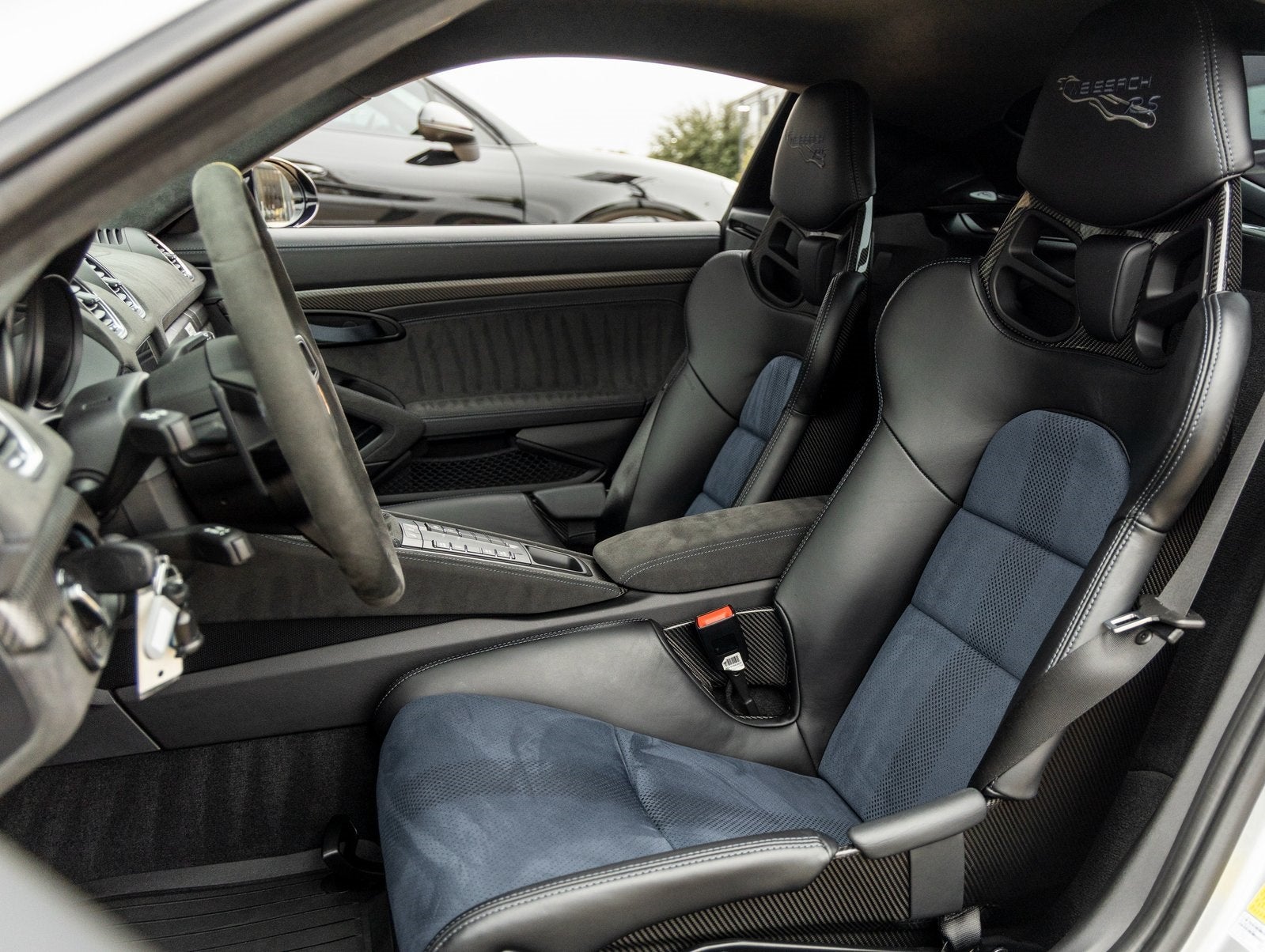 2025 Porsche 718 Cayman 718 Cayman GT4 RS