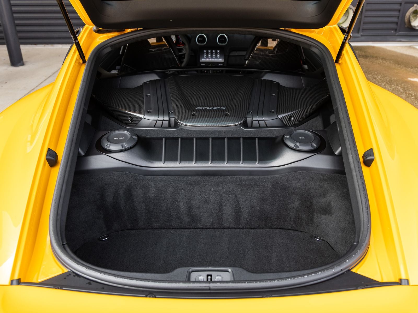2025 Porsche 718 Cayman GT4 RS