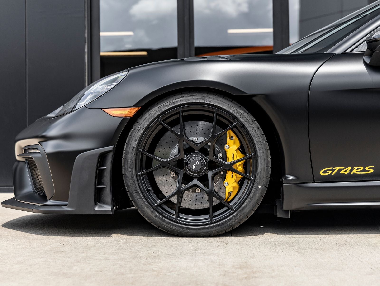 2025 Porsche 718 718 Cayman GT4 RS