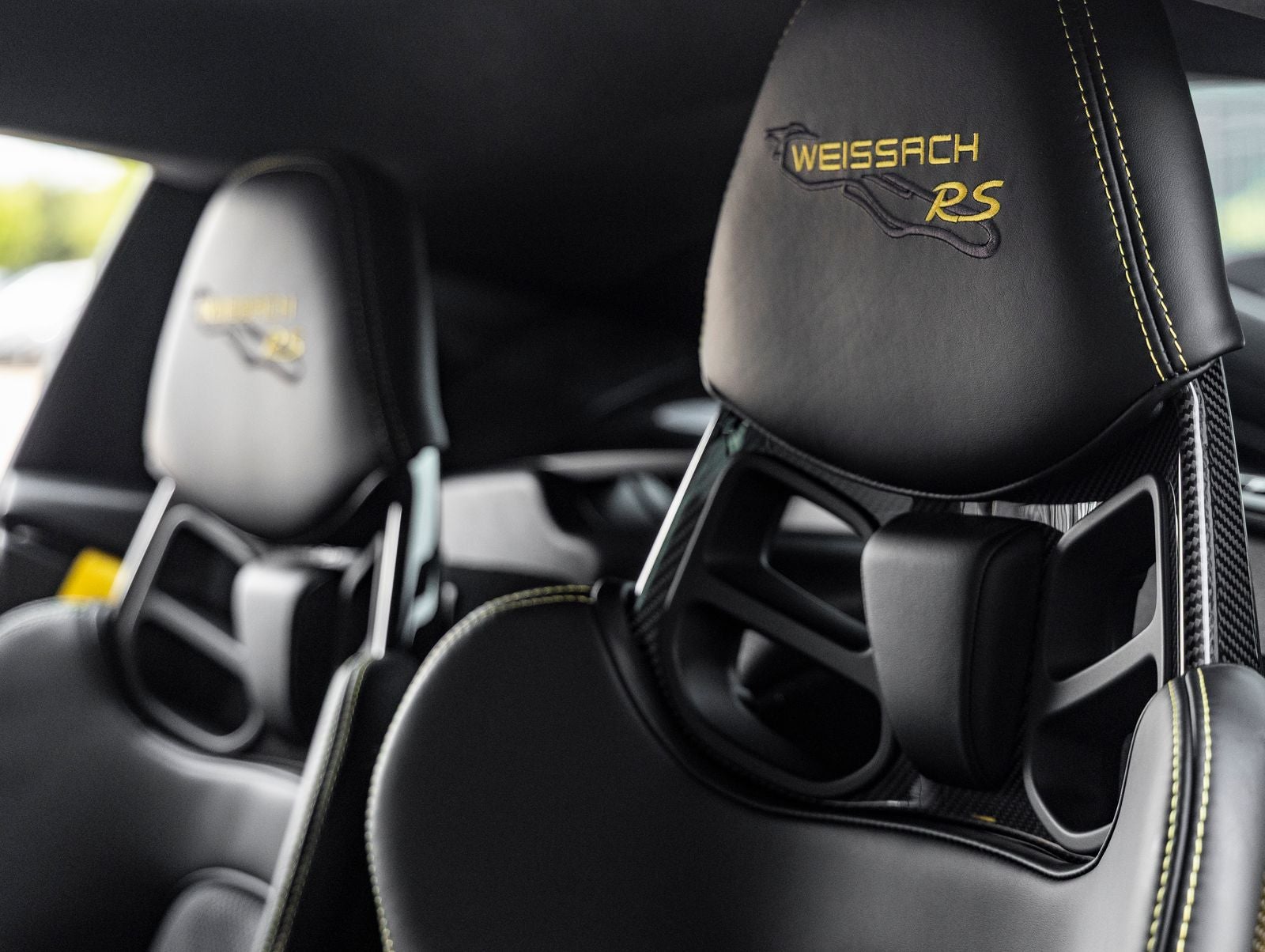 2025 Porsche 718 718 Cayman GT4 RS