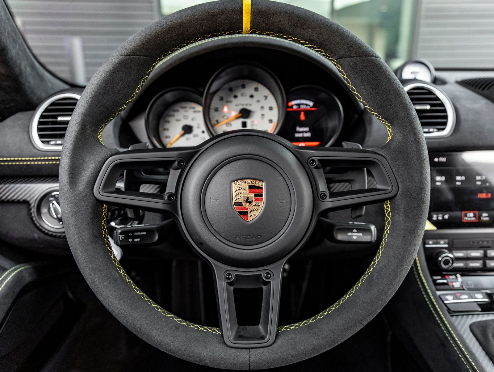 2025 Porsche 718 718 Cayman GT4 RS