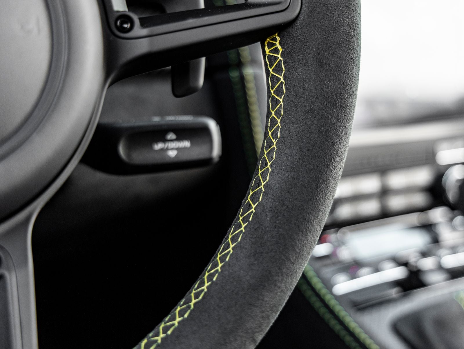 2025 Porsche 718 718 Cayman GT4 RS