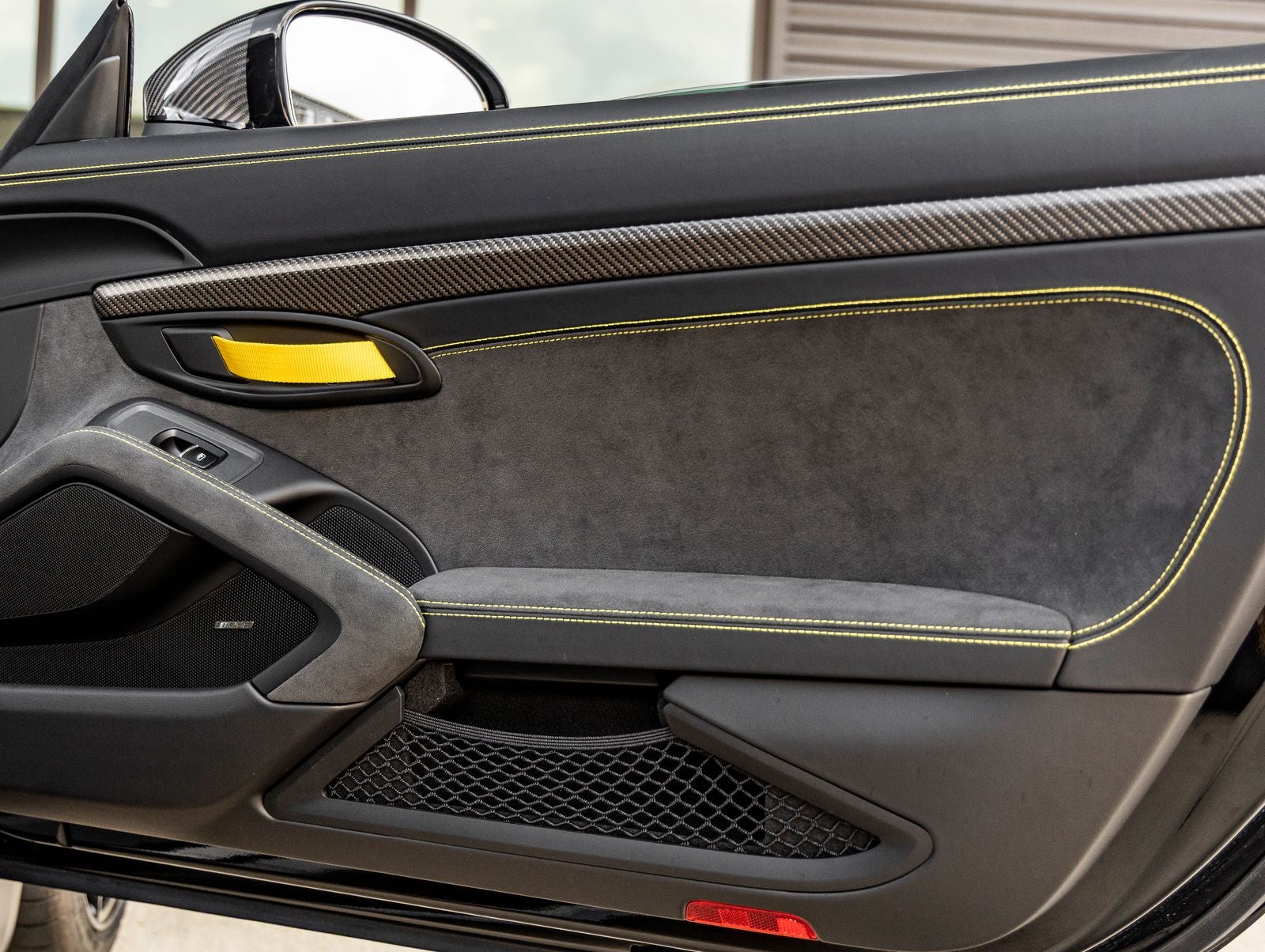 2025 Porsche 718 718 Cayman GT4 RS