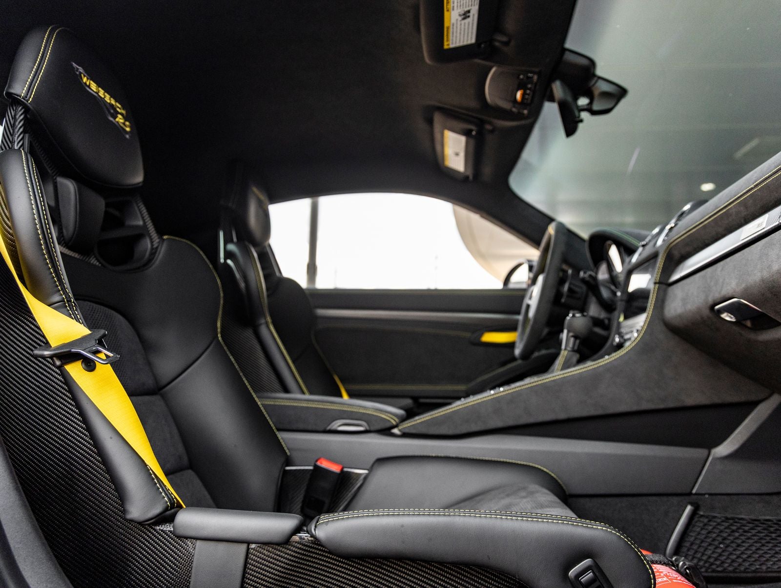 2025 Porsche 718 718 Cayman GT4 RS