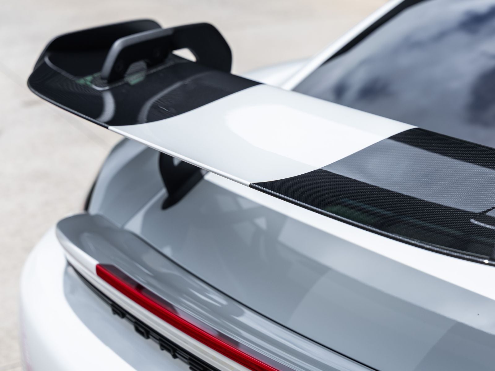 2025 Porsche 718 Cayman GT4 RS