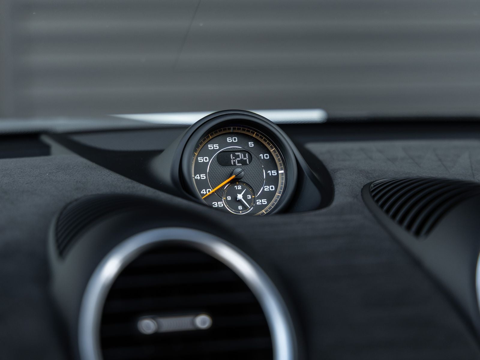 2025 Porsche 718 Cayman GT4 RS