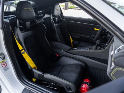 2025 Porsche 718 Cayman GT4 RS