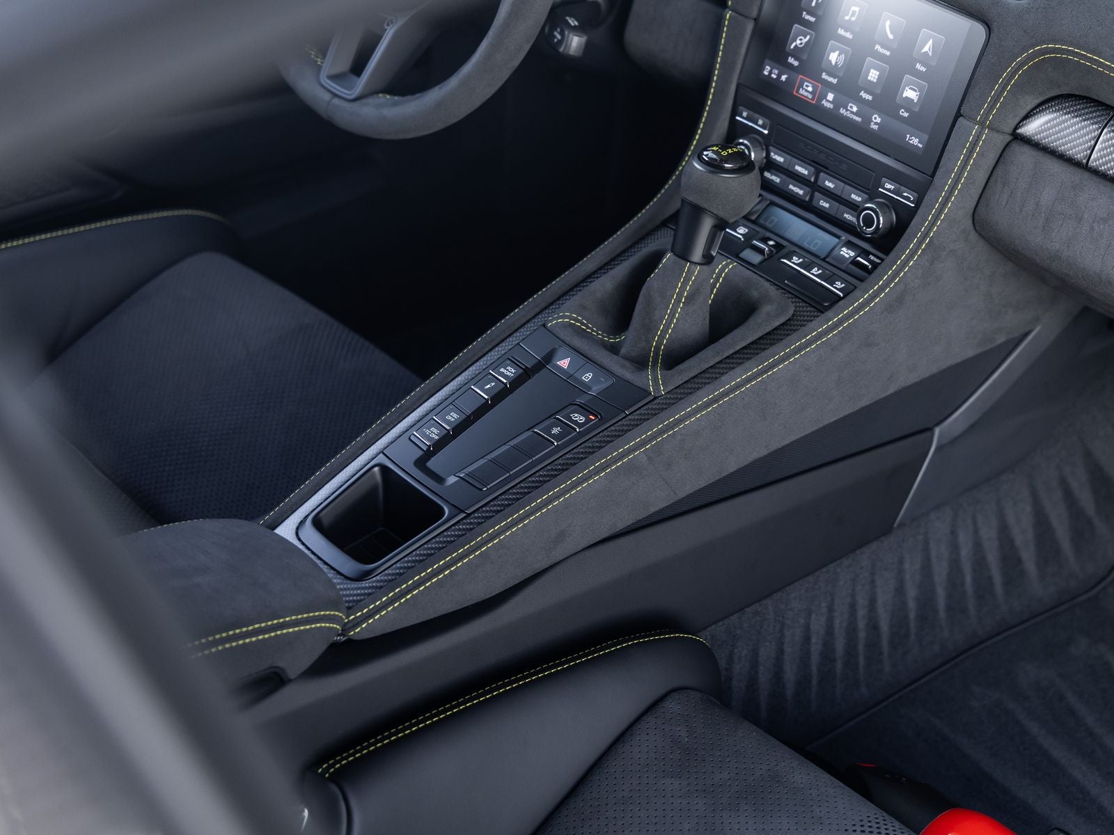 2025 Porsche 718 Cayman GT4 RS