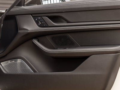 2025 Porsche Taycan Taycan Turbo GT