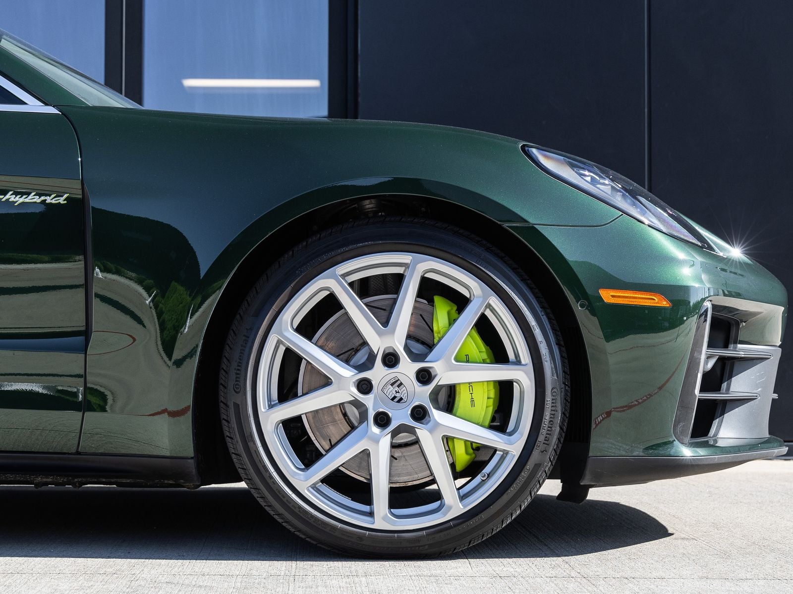 2025 Porsche Panamera Panamera 4 E-Hybrid