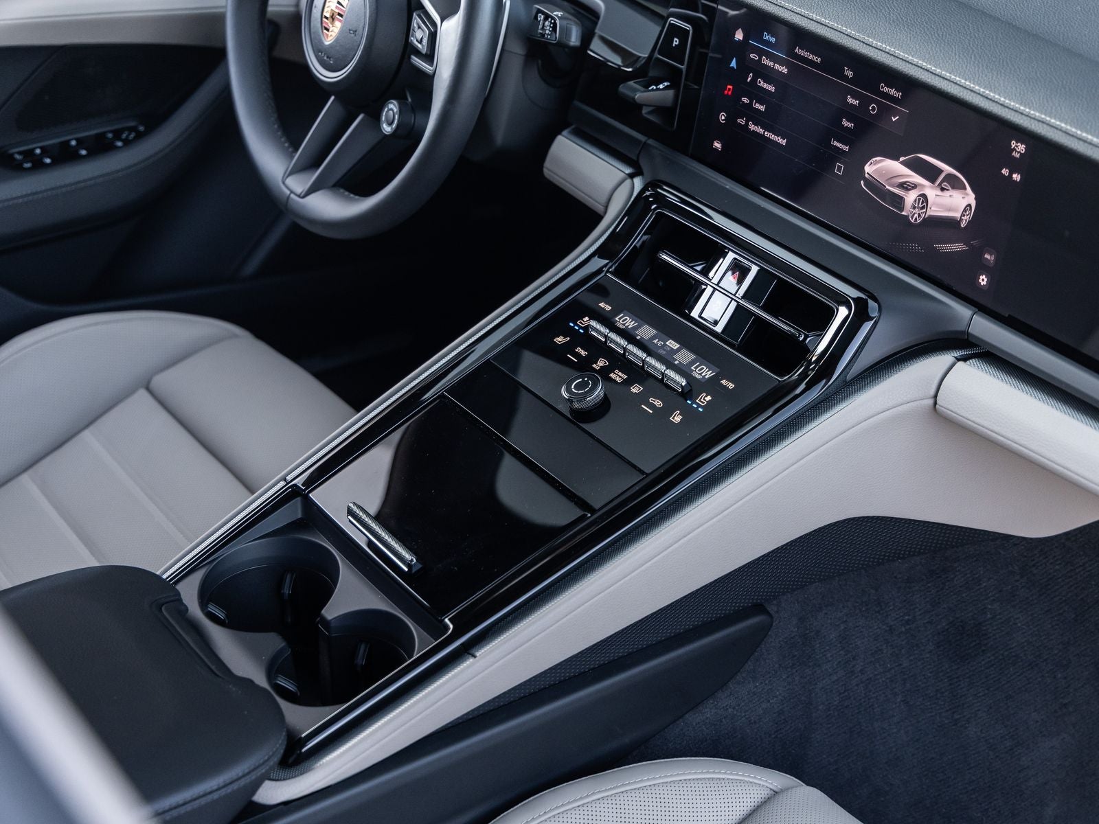 2025 Porsche Panamera Panamera 4 E-Hybrid
