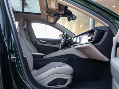 2025 Porsche Panamera Panamera 4 E-Hybrid
