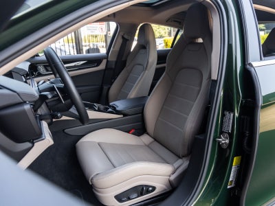 2025 Porsche Panamera Panamera 4 E-Hybrid