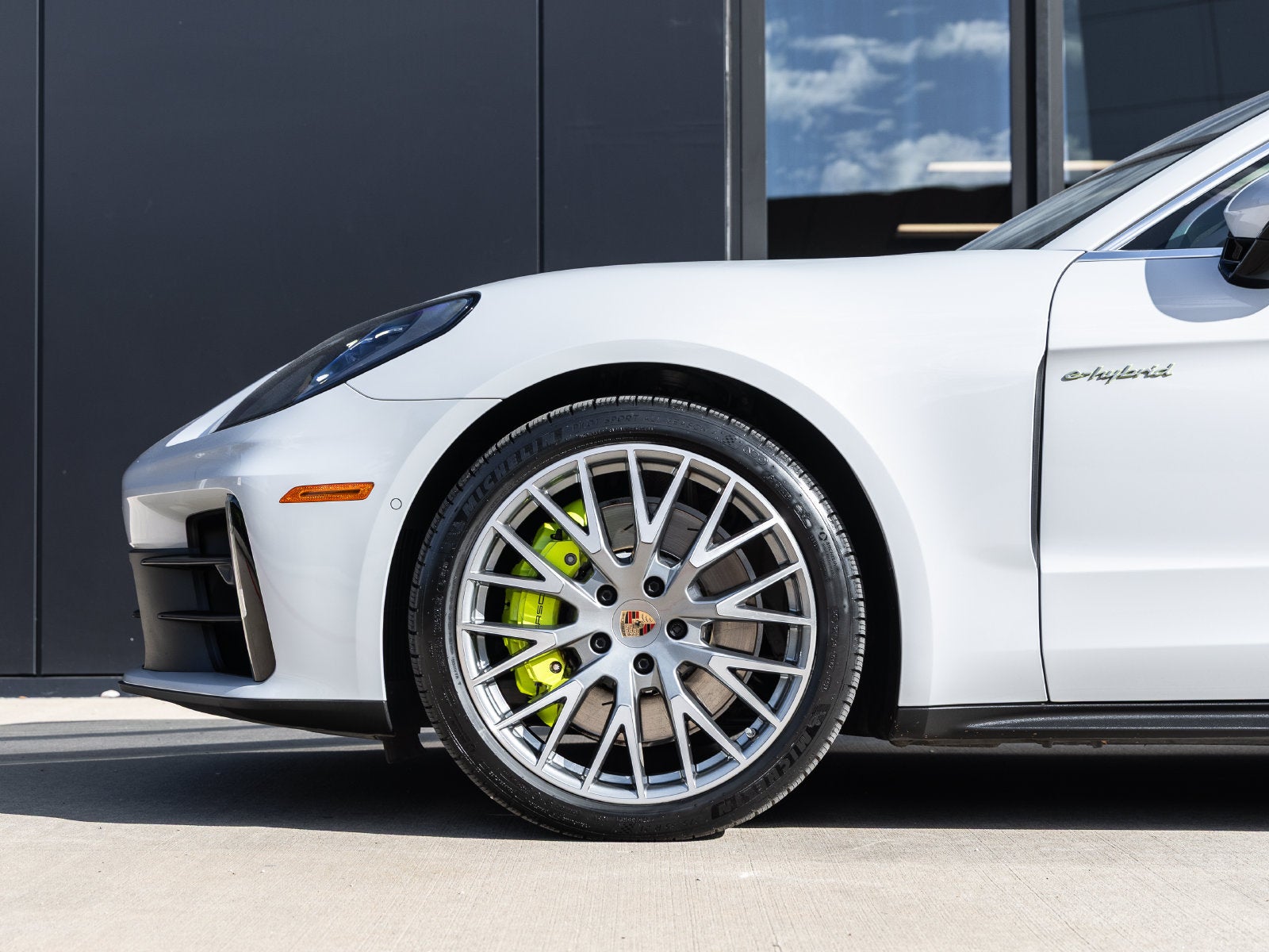 2025 Porsche Panamera Panamera 4 E-Hybrid
