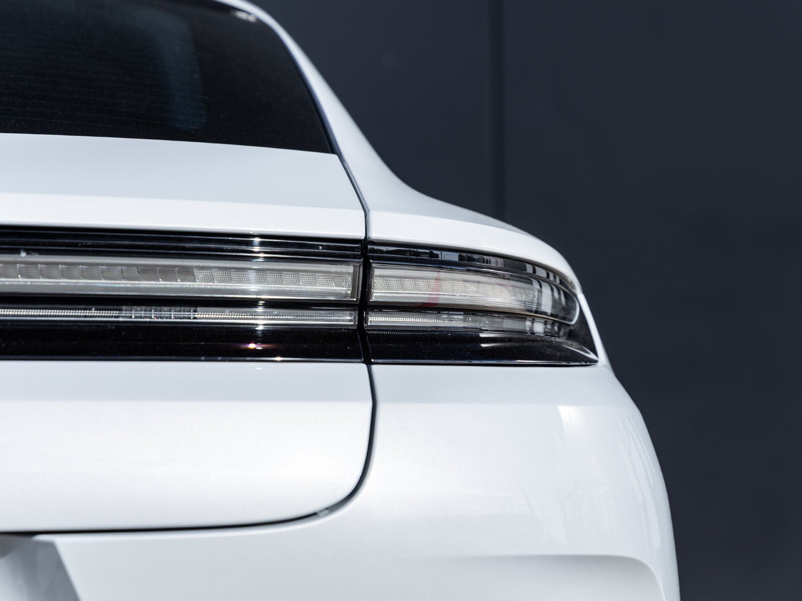 2025 Porsche Panamera Panamera 4 E-Hybrid