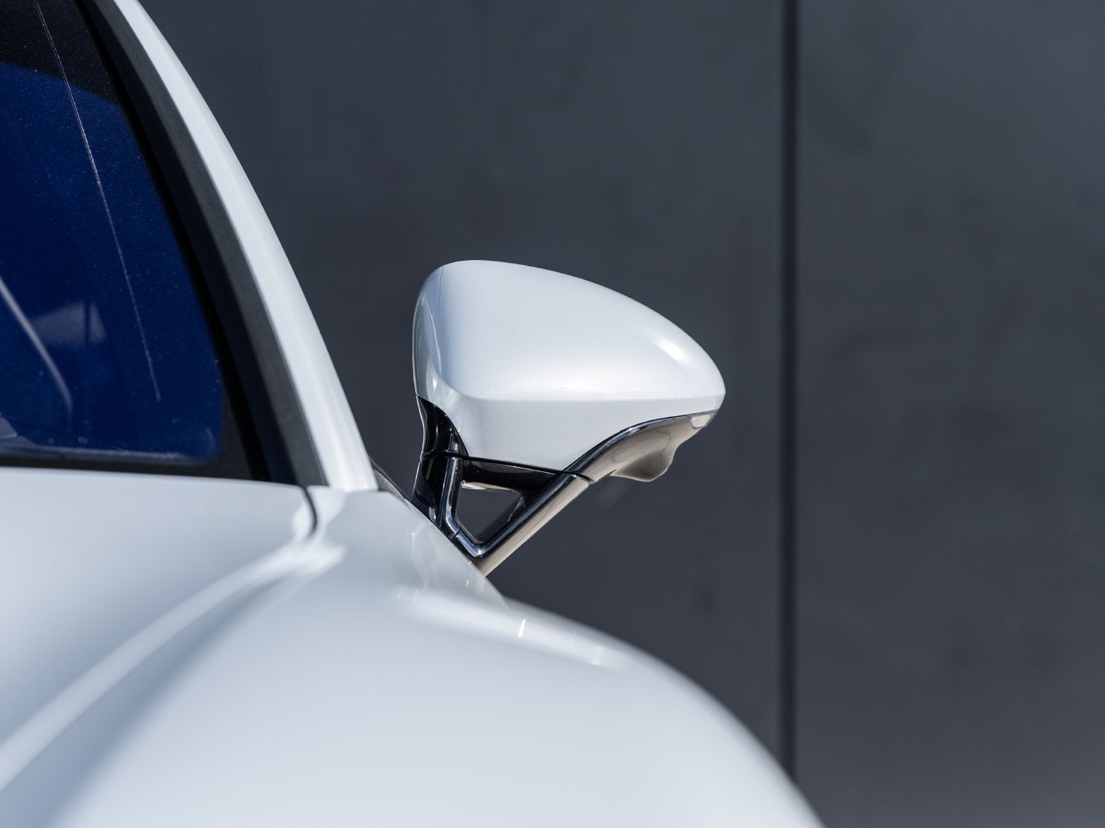 2025 Porsche Panamera Panamera 4 E-Hybrid
