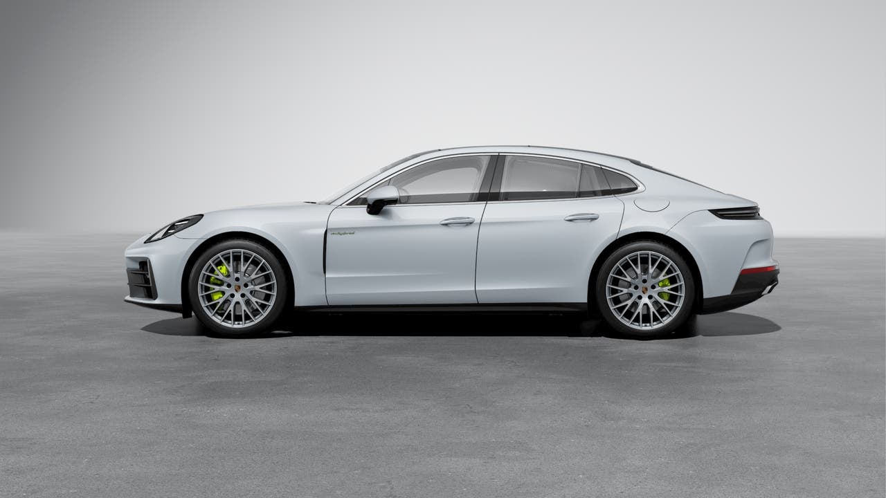 2025 Porsche Panamera Panamera 4 E-Hybrid