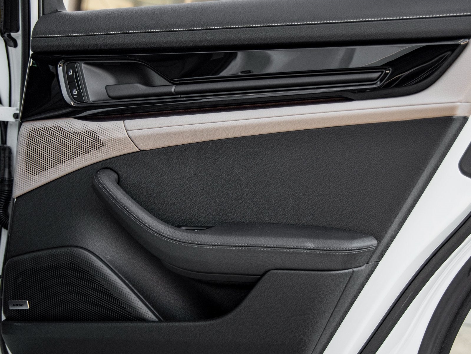 2025 Porsche Panamera E-Hybrid Panamera 4 E-Hybrid