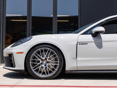 2026 Porsche Panamera Panamera 4 E-Hybrid