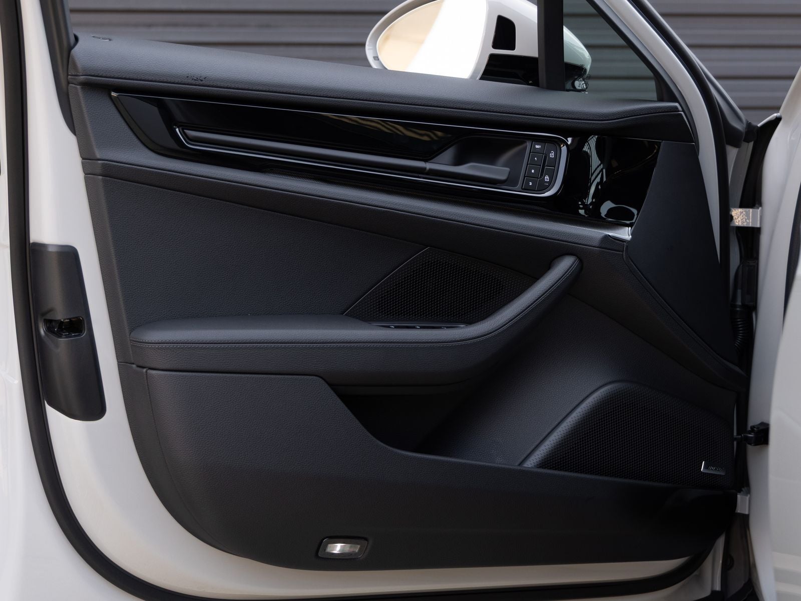 2026 Porsche Panamera Panamera 4 E-Hybrid