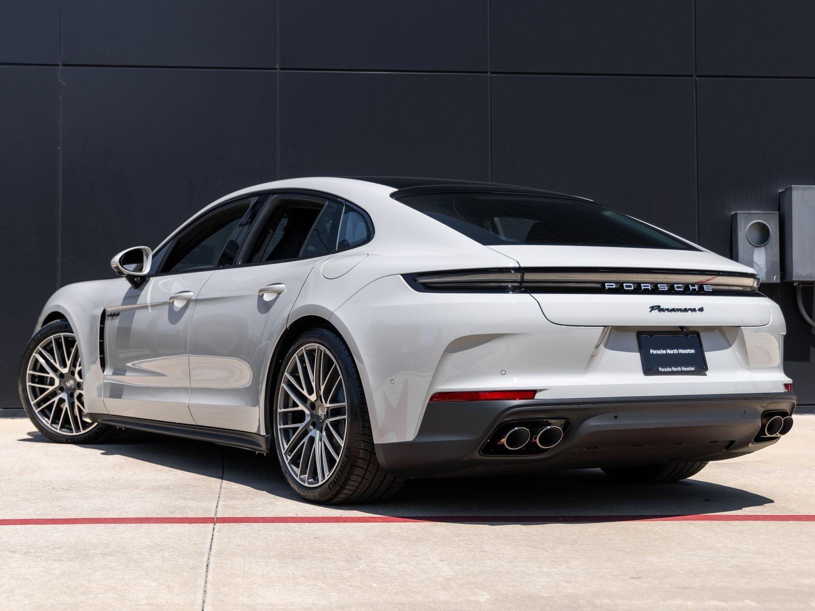2026 Porsche Panamera Panamera 4 E-Hybrid