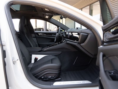 2026 Porsche Panamera Panamera 4 E-Hybrid