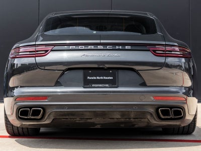 2017 Porsche Panamera Turbo