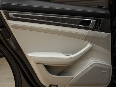 2017 Porsche Panamera Turbo
