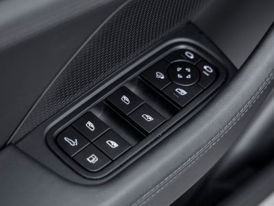 2025 Porsche Panamera E-Hybrid Panamera Turbo E-Hybrid