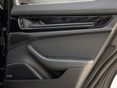 2025 Porsche Panamera E-Hybrid Panamera Turbo E-Hybrid