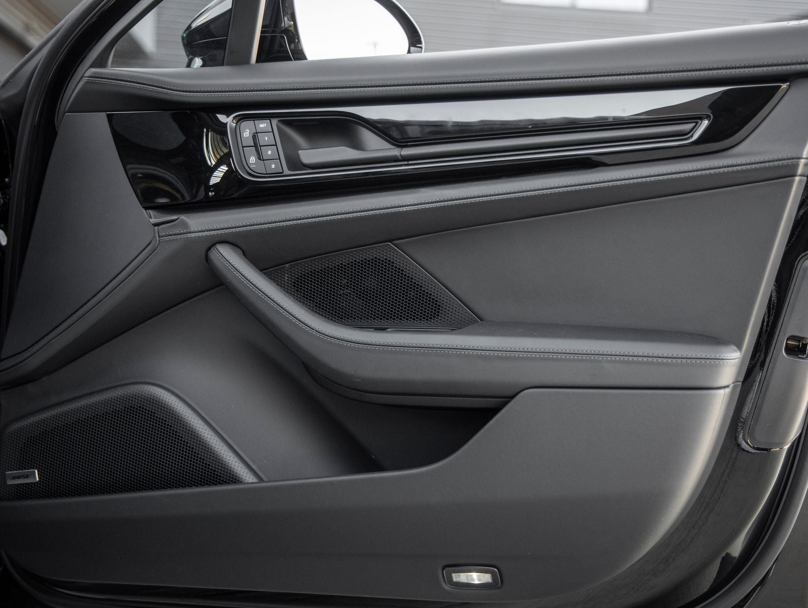 2025 Porsche Panamera E-Hybrid Panamera Turbo E-Hybrid