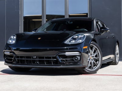 2023 Porsche Panamera GTS