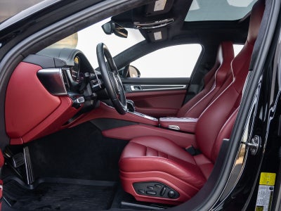 2023 Porsche Panamera GTS