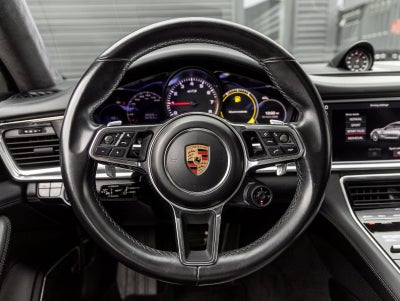 2020 Porsche Panamera GTS
