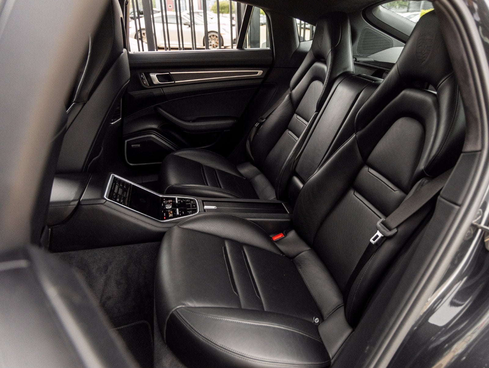 2020 Porsche Panamera GTS