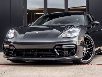 2020 Porsche Panamera GTS