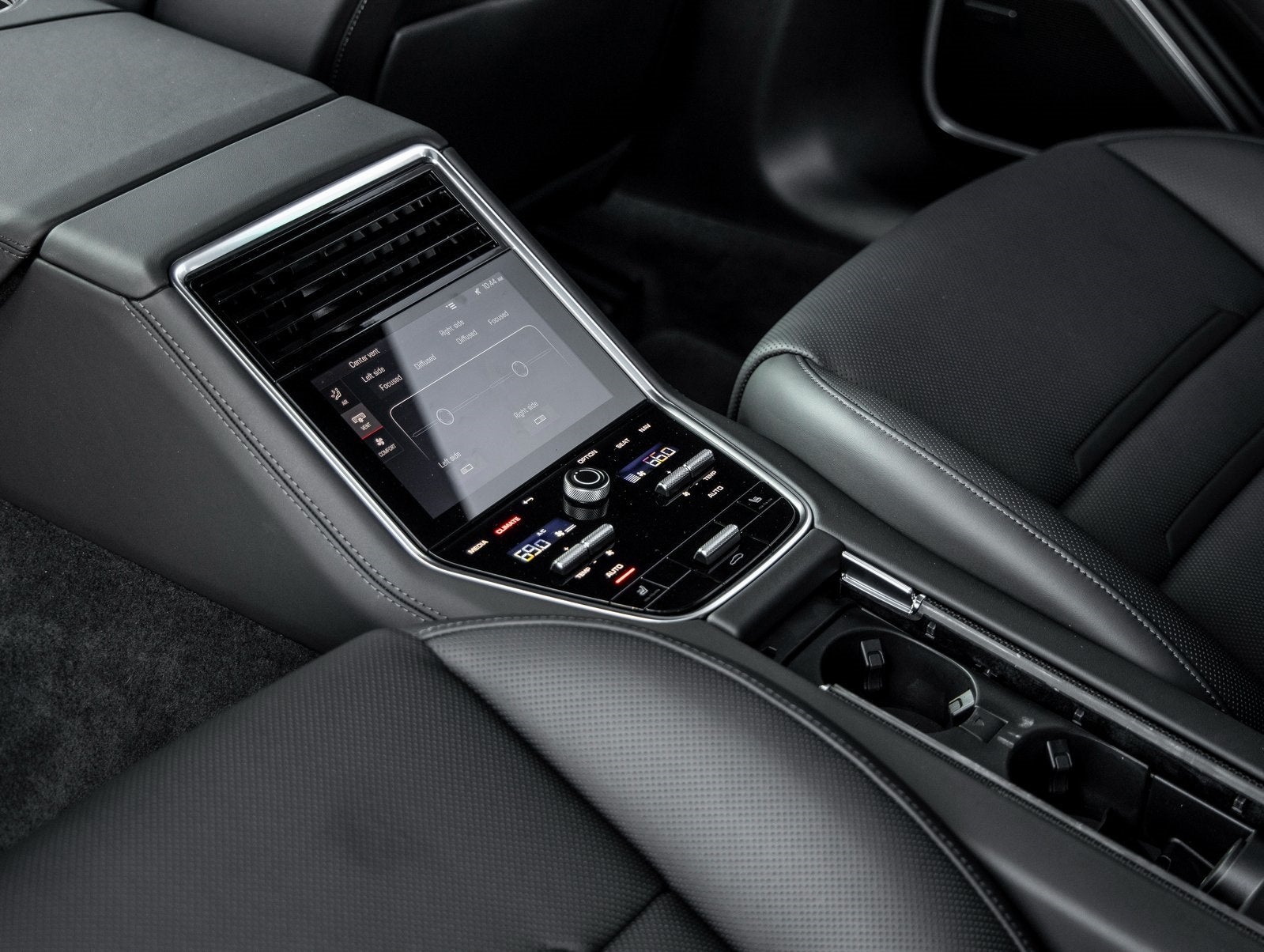 2023 Porsche Panamera Panamera GTS (MY23)