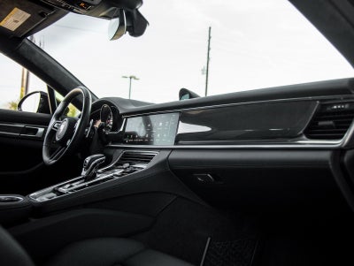 2023 Porsche Panamera Panamera GTS (MY23)