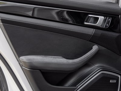 2022 Porsche Panamera Panamera GTS