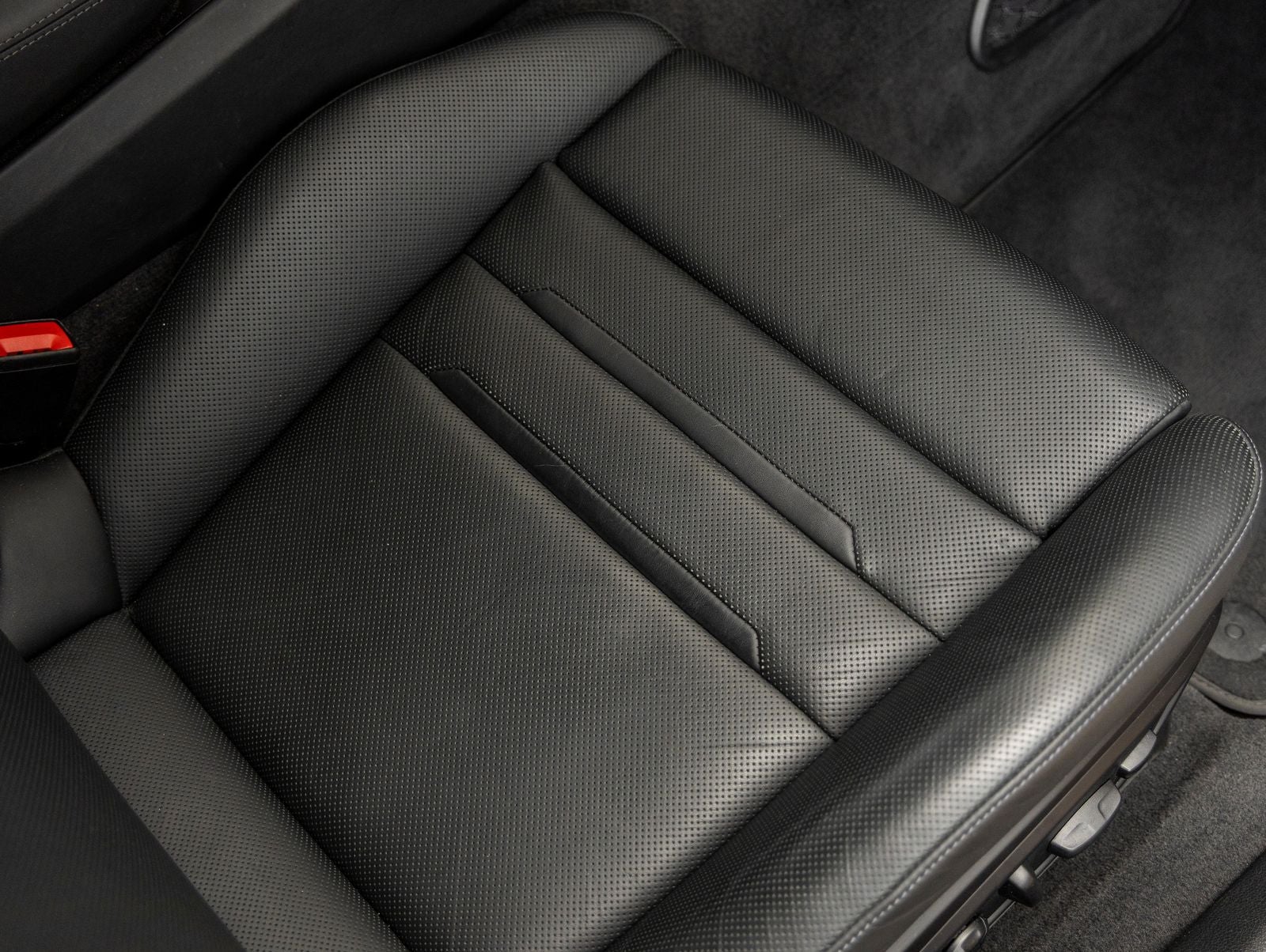 2022 Porsche Panamera Panamera Platinum Edition