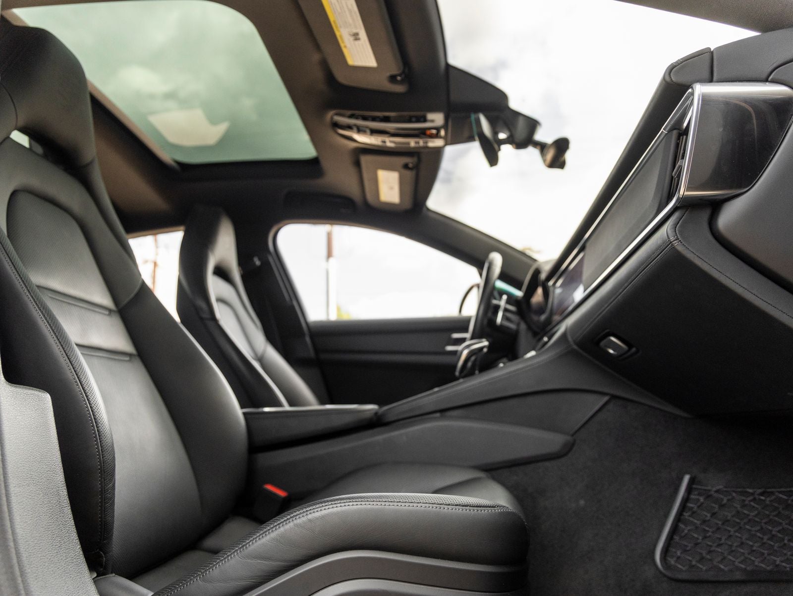 2022 Porsche Panamera Panamera Platinum Edition