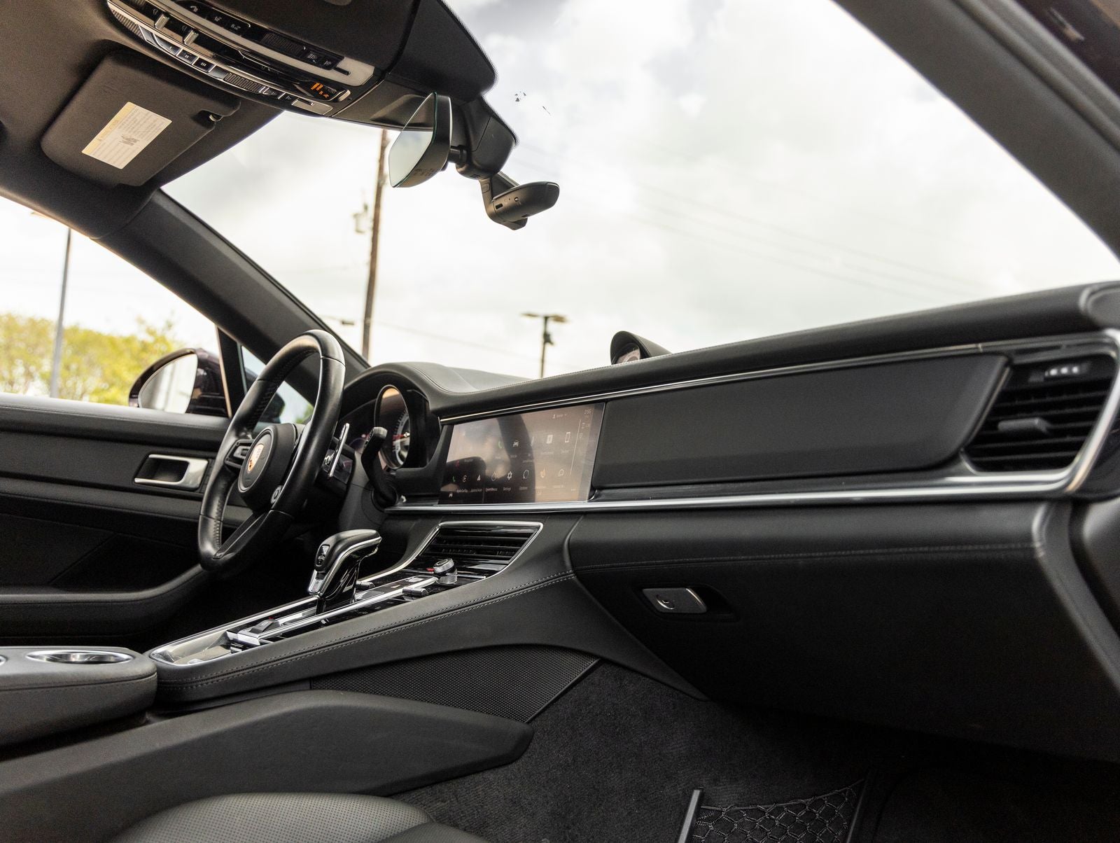 2022 Porsche Panamera Panamera Platinum Edition