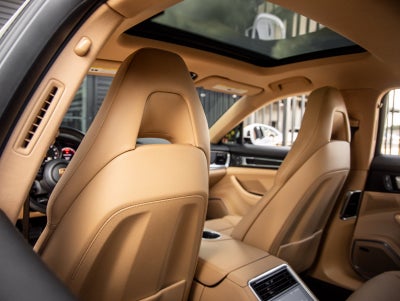 2023 Porsche Panamera Panamera Platinum Edition