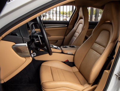 2023 Porsche Panamera Panamera Platinum Edition